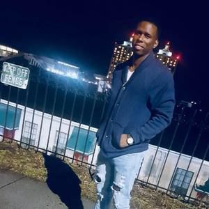 Meet your Posher, Deondra